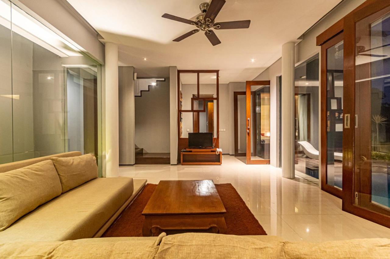 Nitya Loka Villas Kuta  Ngoại thất bức ảnh